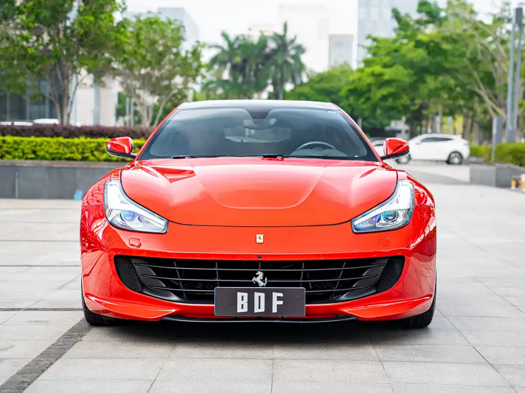 Ferrari GTC4Lusso 2016 6.3L V12