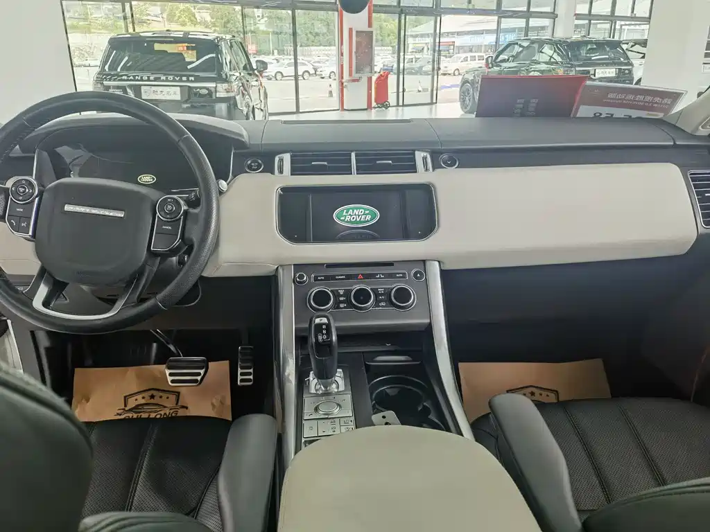 Land Rover Range Rover Sport 2015 3.0 SDV6 HSE DYNAMIC