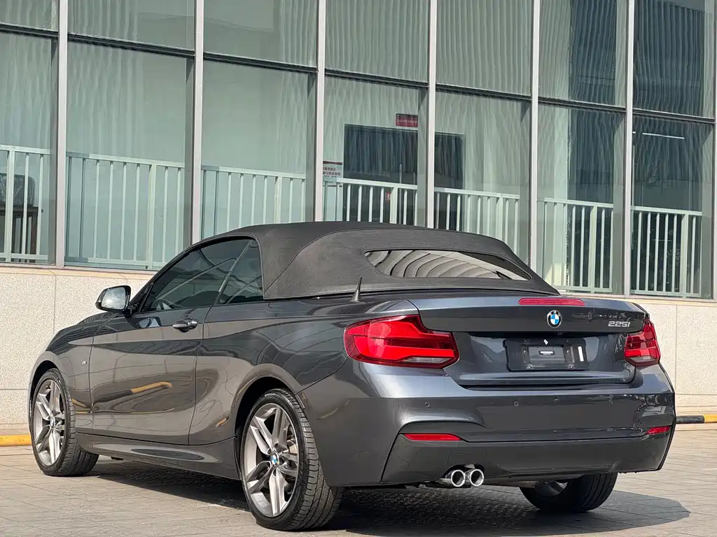 BMW 2 SERIES
