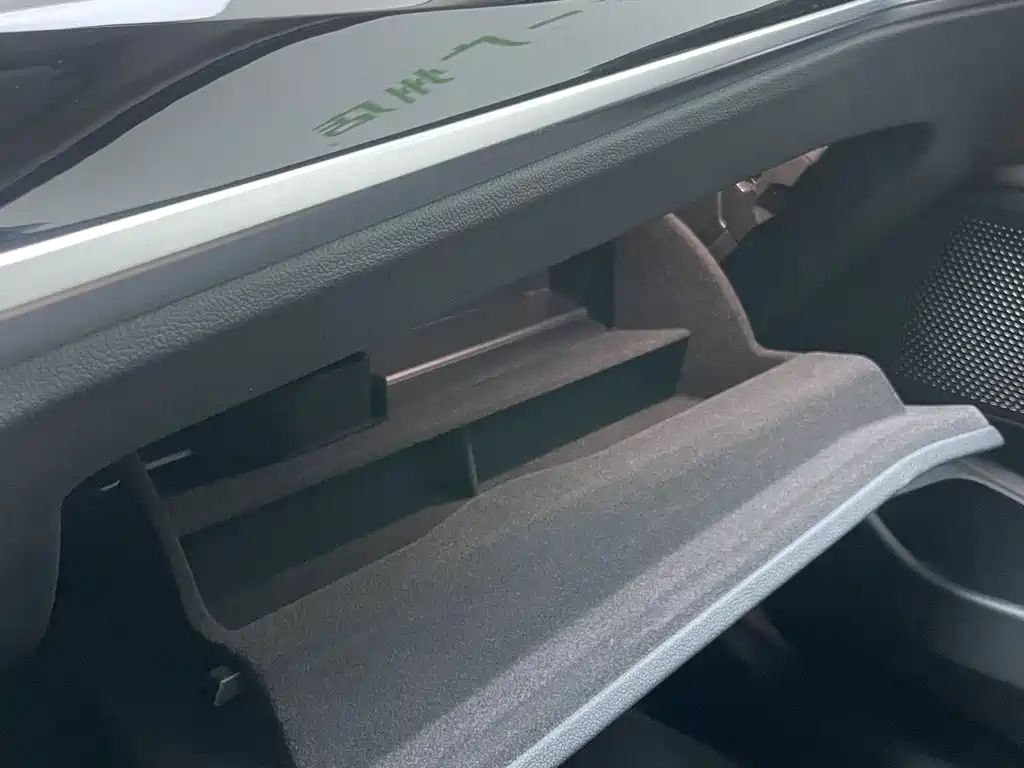 BMW 3 Series — миниатюра 16