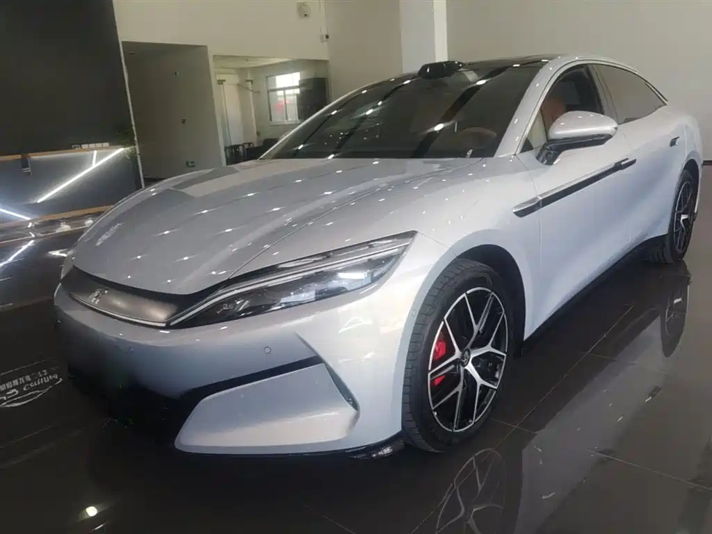 Byd 汉L 2025