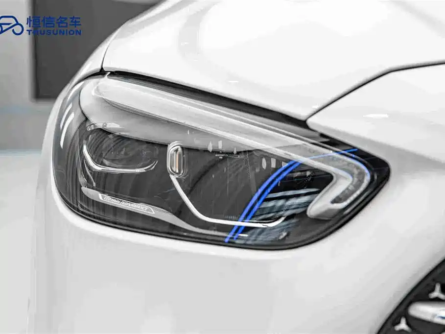 Mercedes-Benz C-Class — миниатюра 10