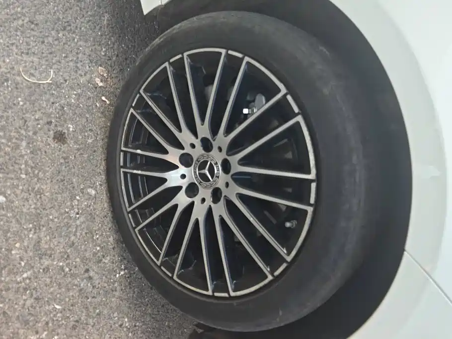 Mercedes-Benz C-Class — миниатюра 6