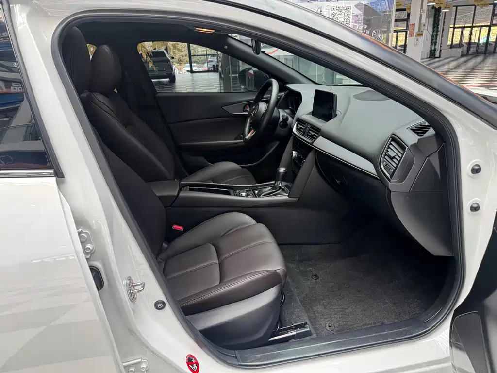 Mazda CX-4 — миниатюра 22