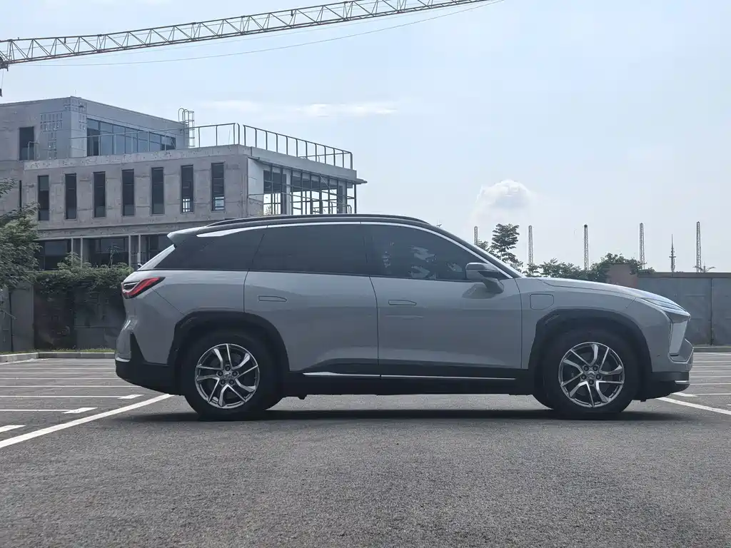 NIO ES6 — миниатюра 4