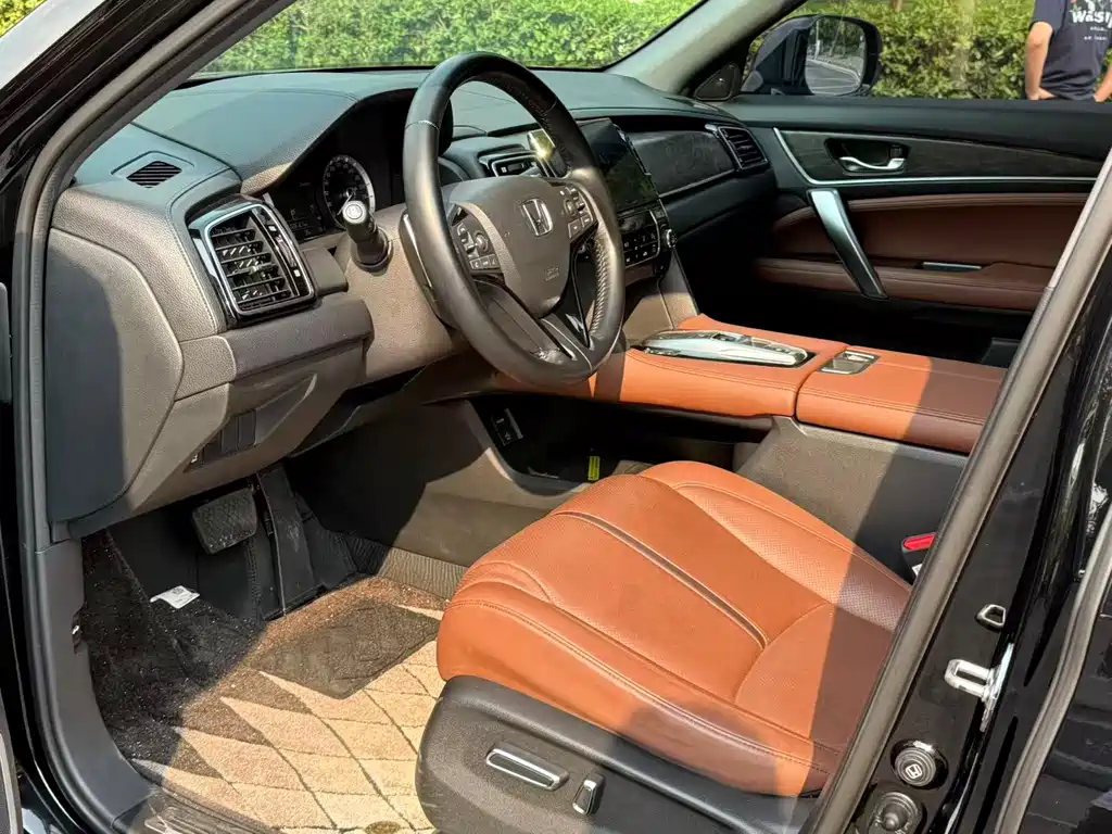 Honda UR-V — миниатюра 4