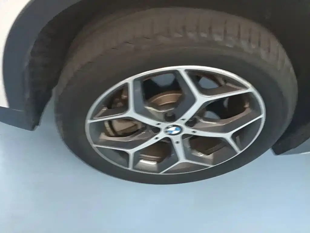 BMW X1 — миниатюра 23
