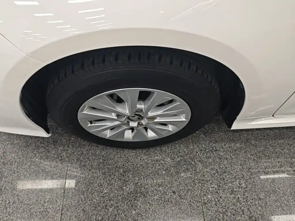 Toyota Corolla — миниатюра 23