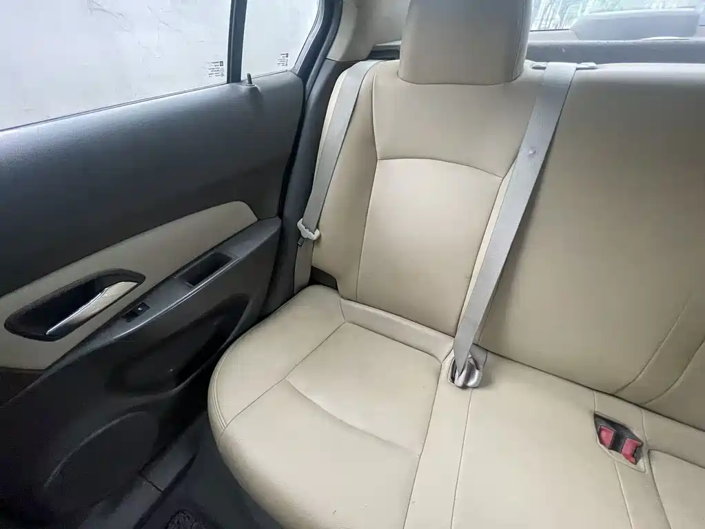 Chevrolet Cruze — миниатюра 17