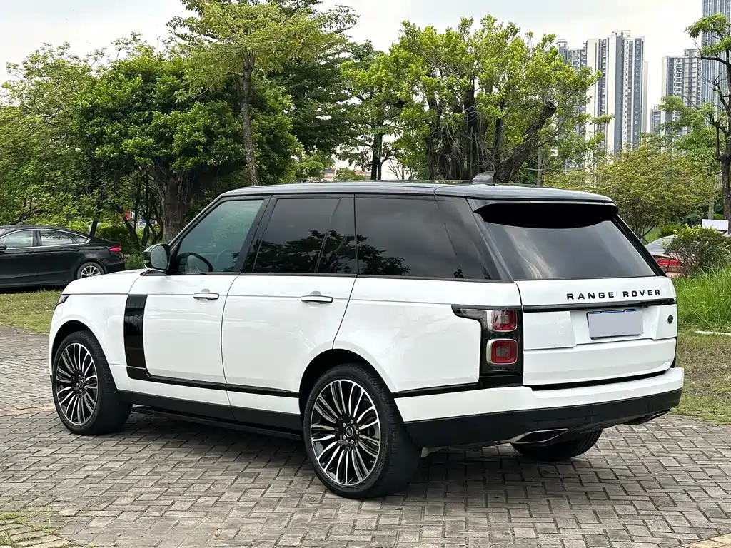 Land Rover Range Rover — миниатюра 4