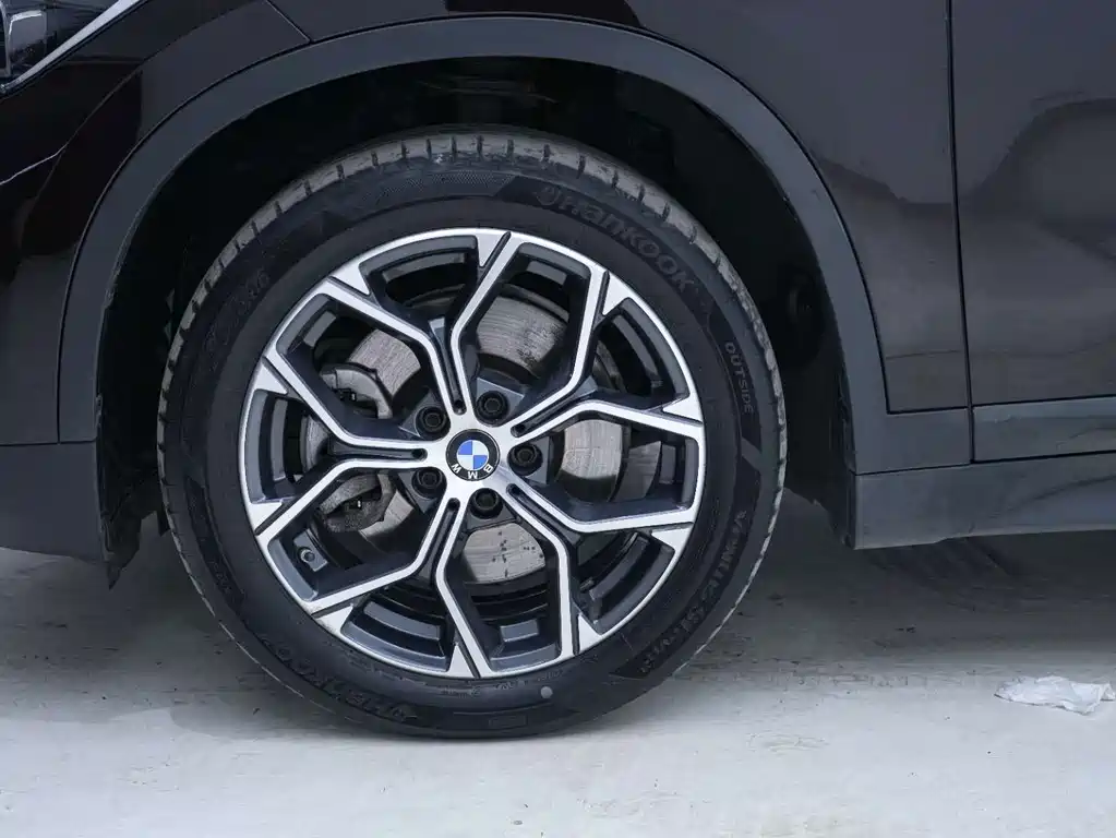 BMW X1 — миниатюра 8
