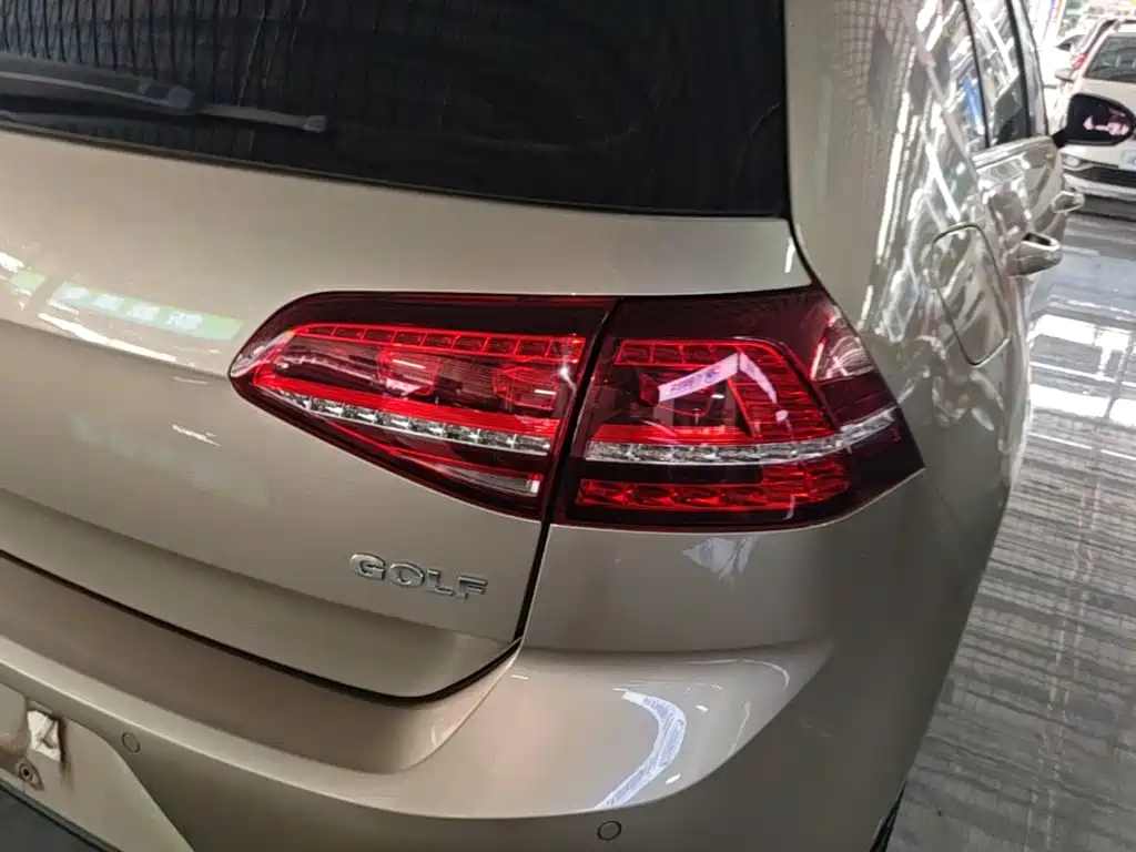 Volkswagen Golf — миниатюра 8