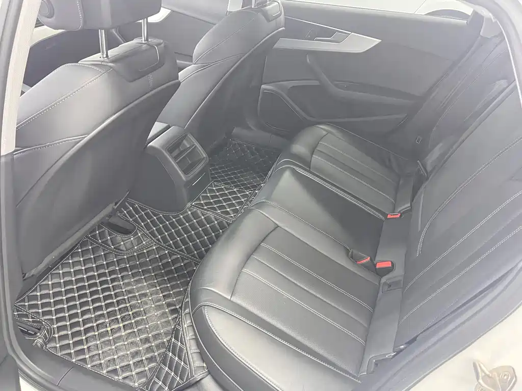 Audi A4L — миниатюра 9