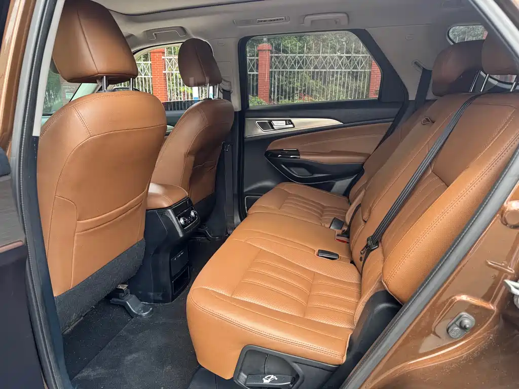 Changan CS95 — миниатюра 9
