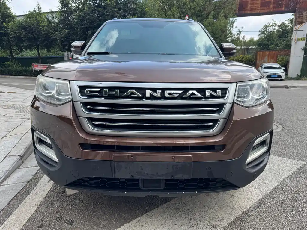 Changan CS95 — миниатюра 2