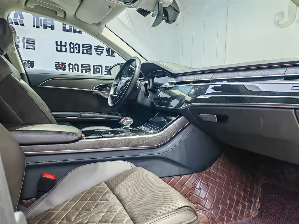 Audi A8 — миниатюра 7