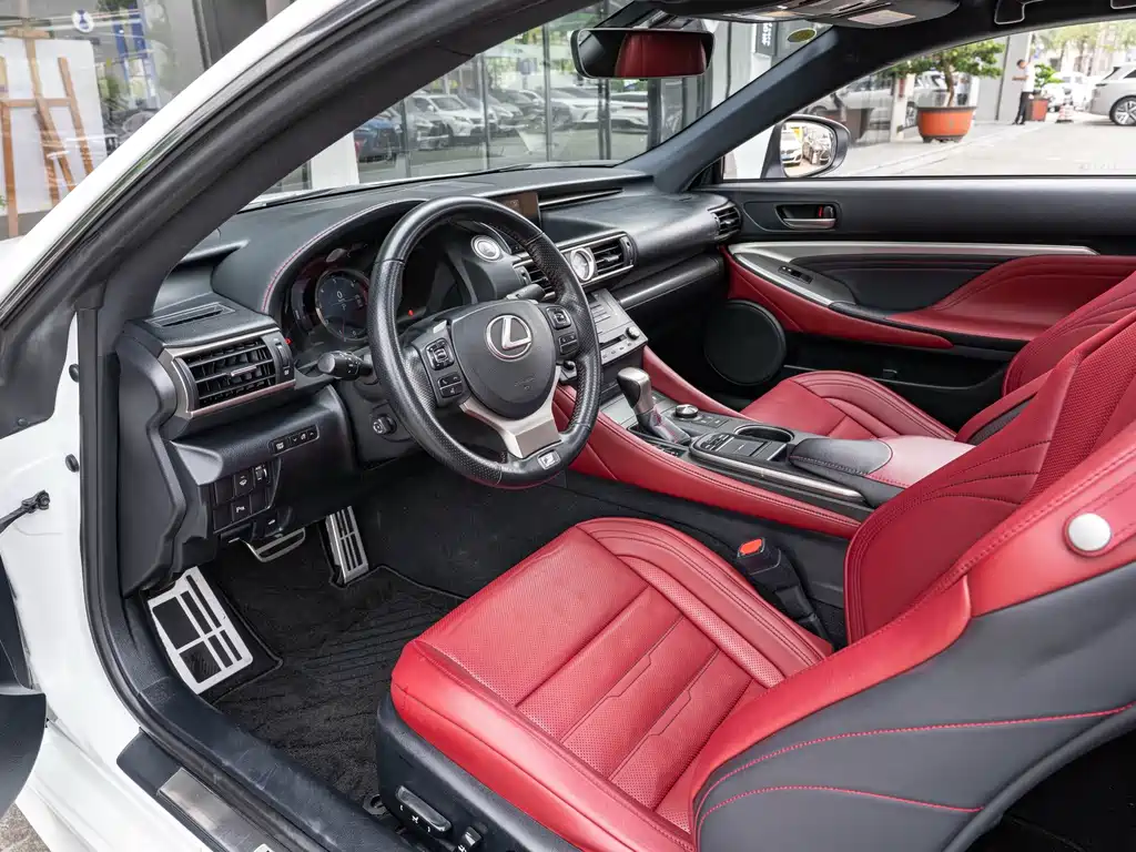Lexus RC — миниатюра 9