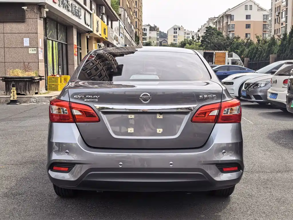 Nissan Sylphy — миниатюра 9