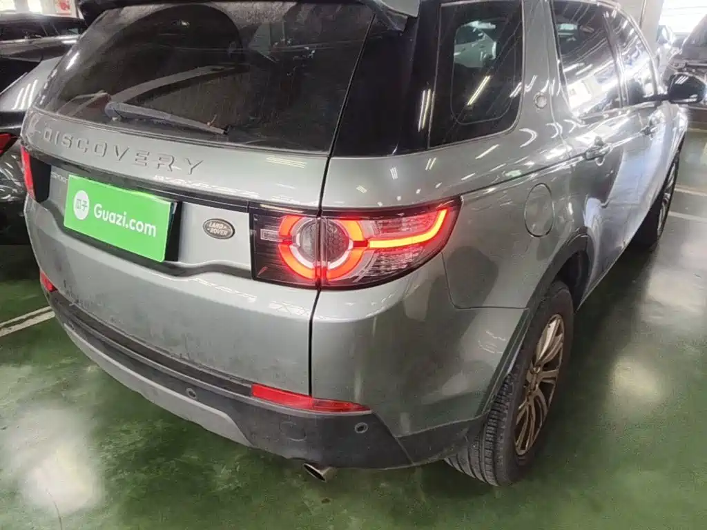 Land Rover Discovery Sport — миниатюра 8