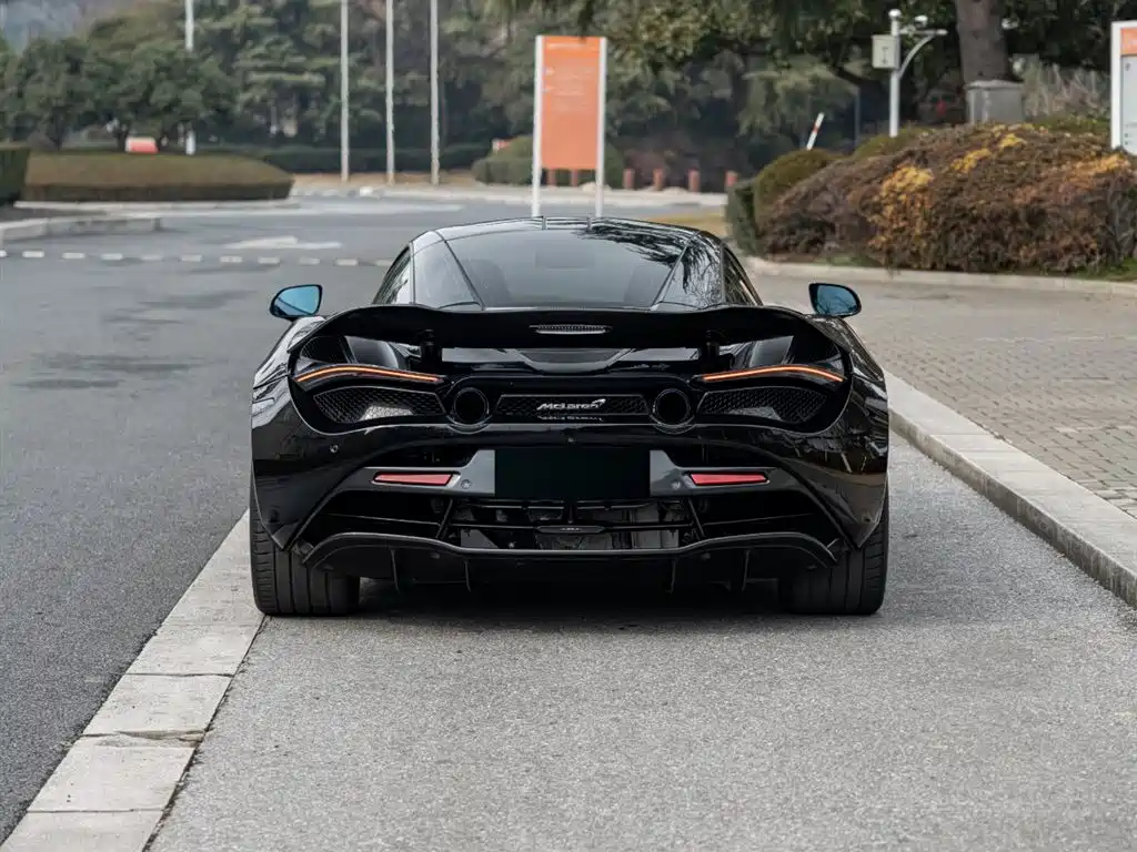 MCLAREN 720S