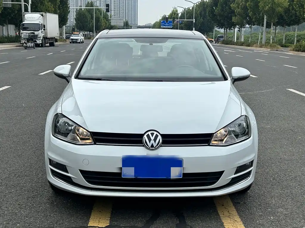 Volkswagen Golf — миниатюра 2