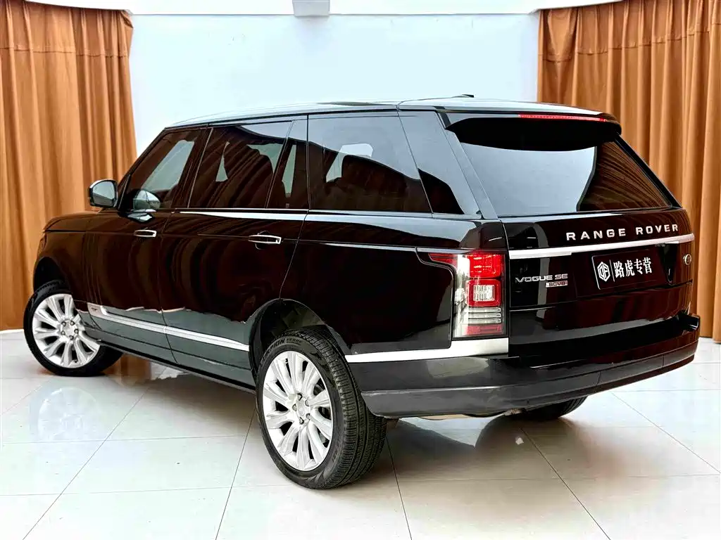 Land Rover Range Rover — миниатюра 6