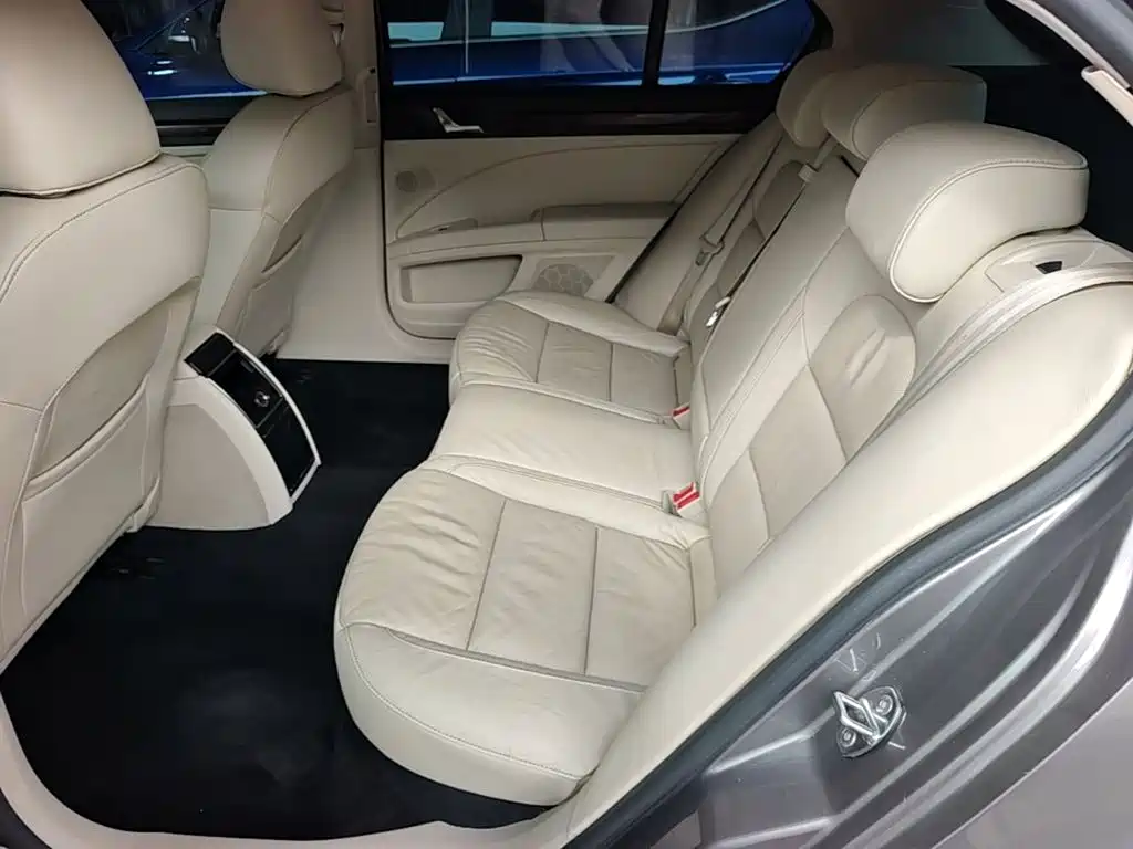 Skoda Superb — миниатюра 17