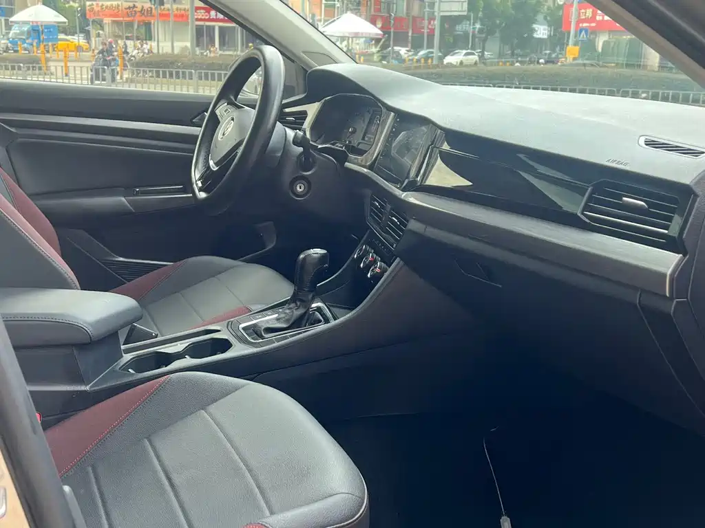 Volkswagen Bora — миниатюра 17