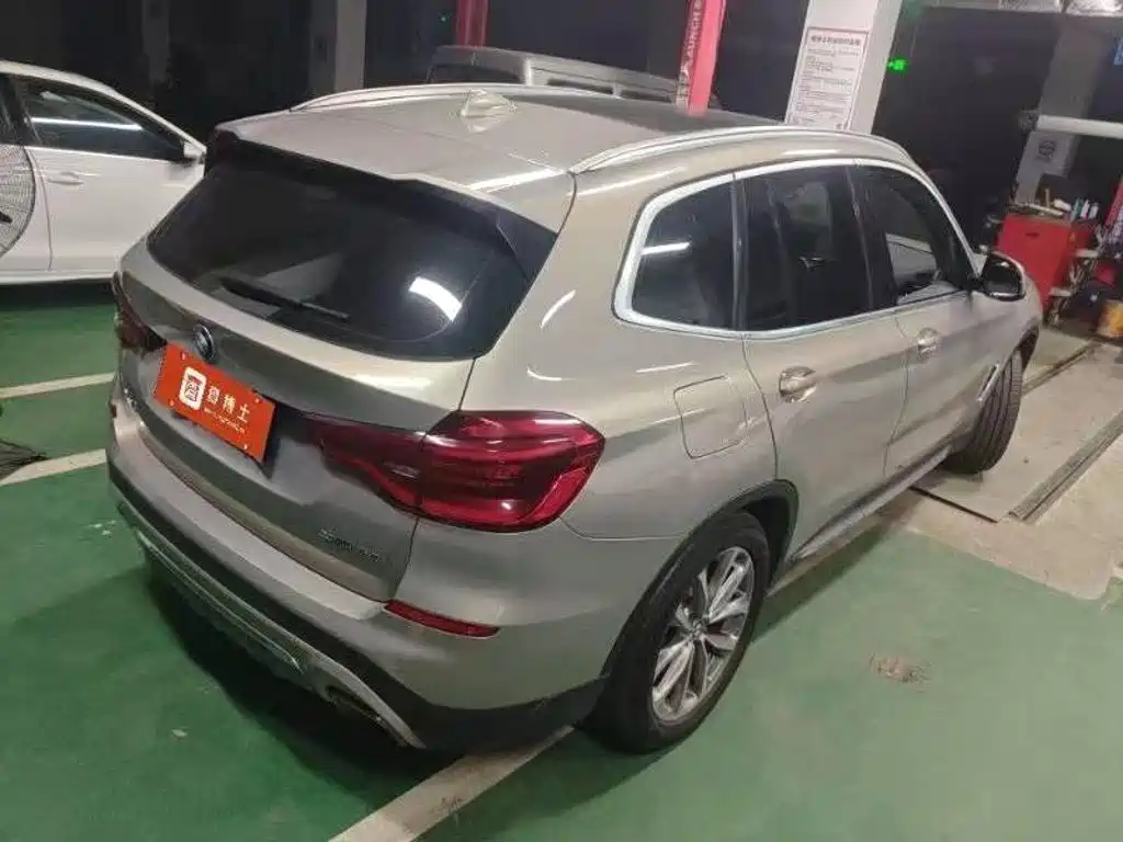 BMW X3 — миниатюра 2