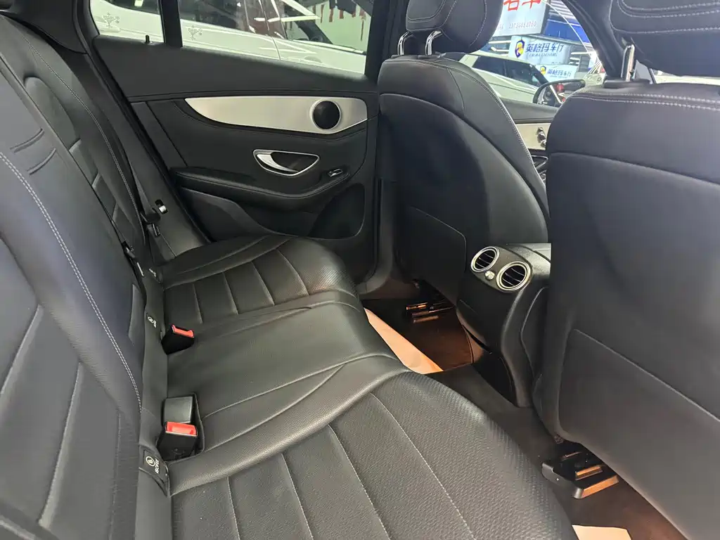 Mercedes-Benz GLC — миниатюра 14