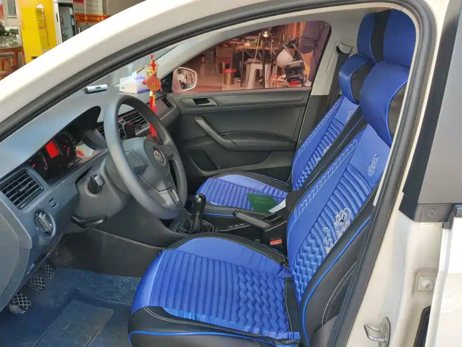 Volkswagen Santana — миниатюра 9