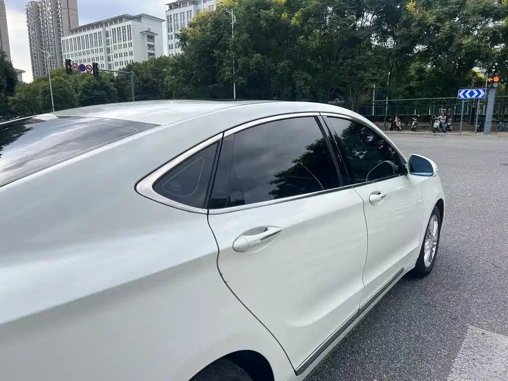 Geely Borui — миниатюра 17