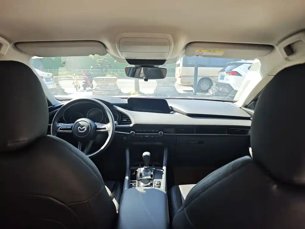Mazda 3 Axela — миниатюра 12