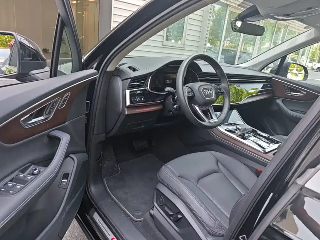 Audi Q7 — миниатюра 16