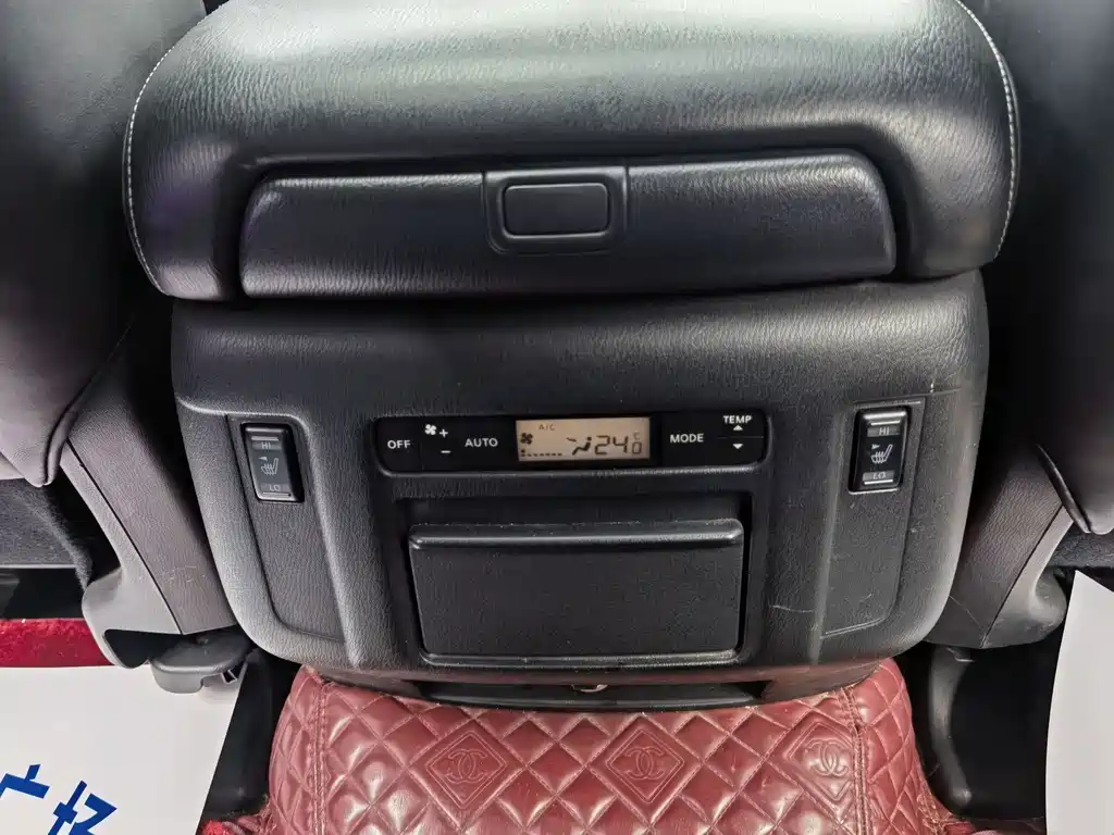Infiniti QX80 — миниатюра 22