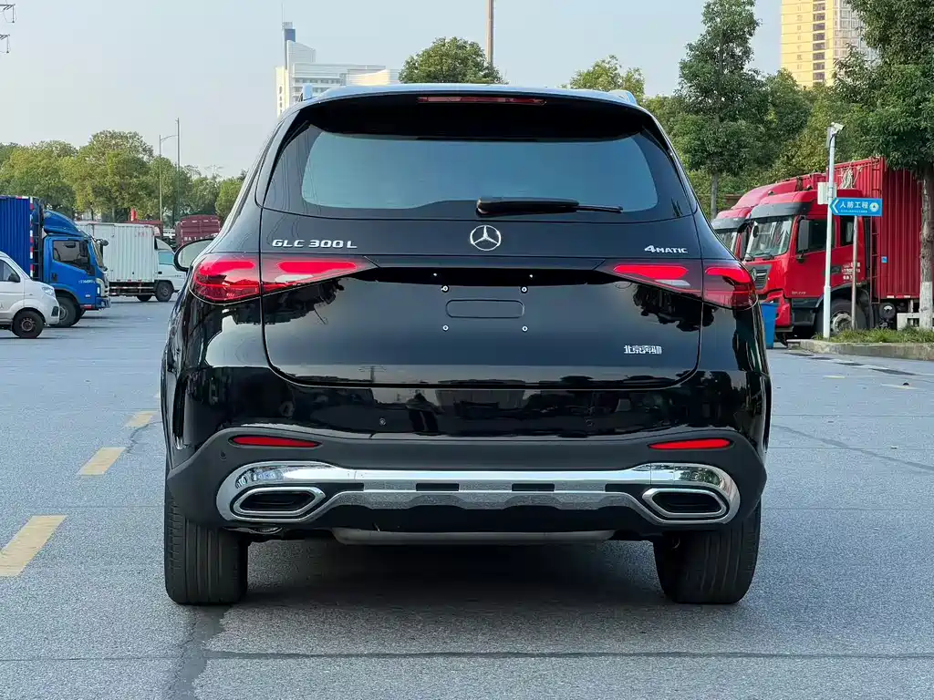 Mercedes-Benz GLC — миниатюра 8