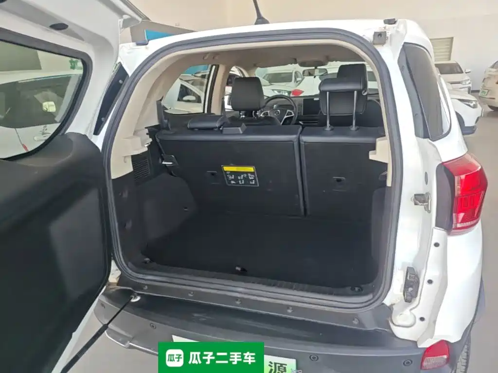 BYD Yuan EV — миниатюра 19