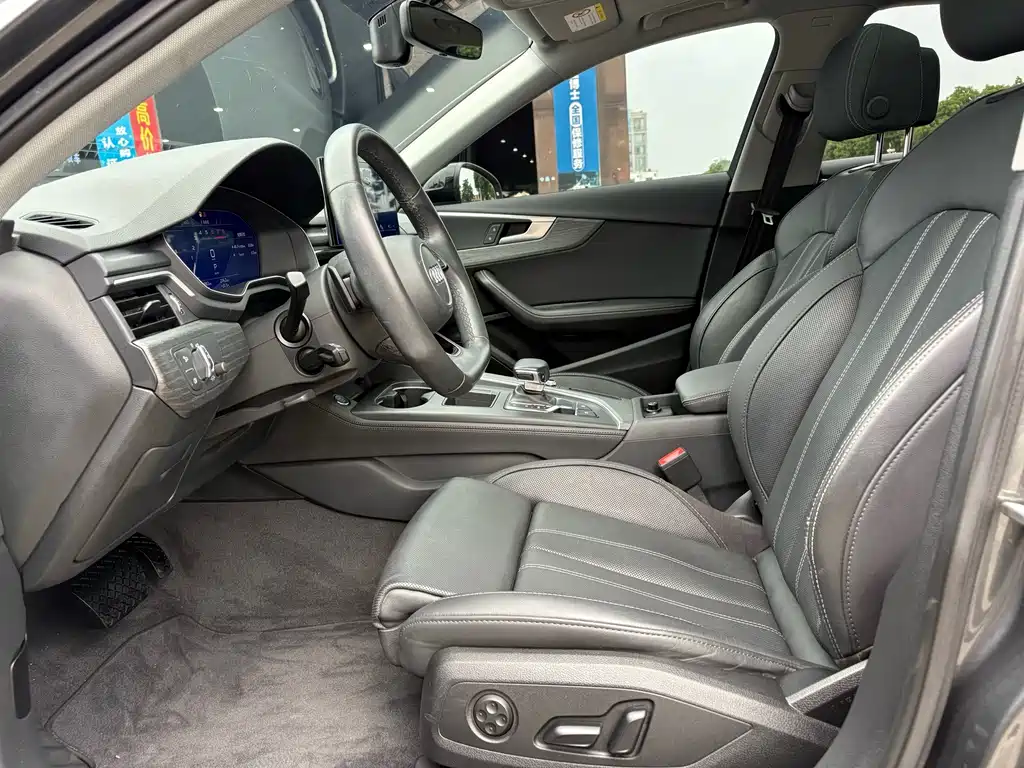 Audi A4L — миниатюра 11