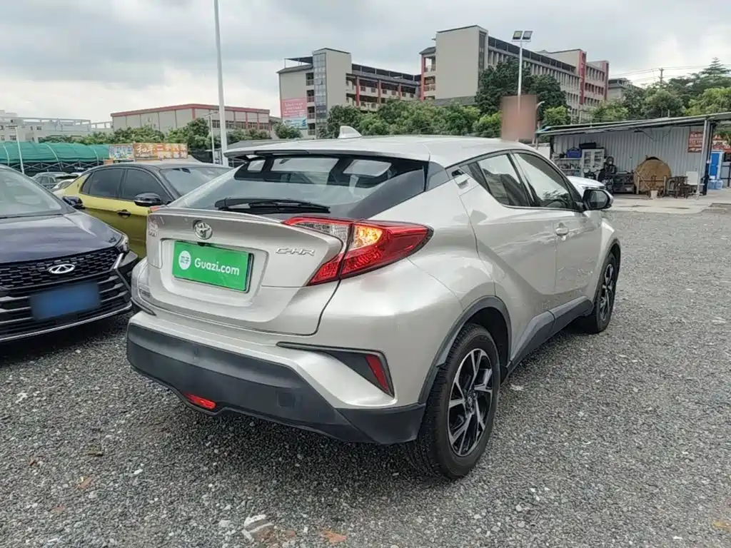 Toyota C-HR — миниатюра 7