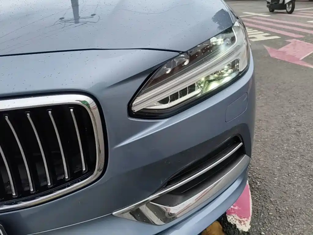Volvo S90 — миниатюра 24