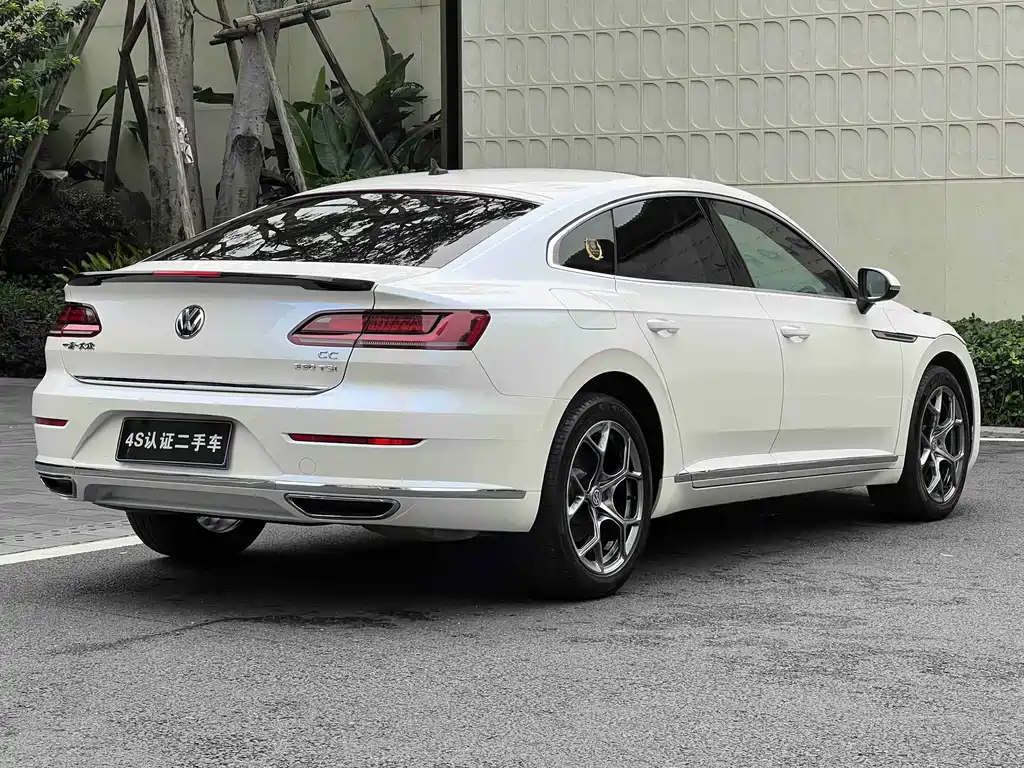 Volkswagen FAW - Passat CC CC 2020 330TSI VI