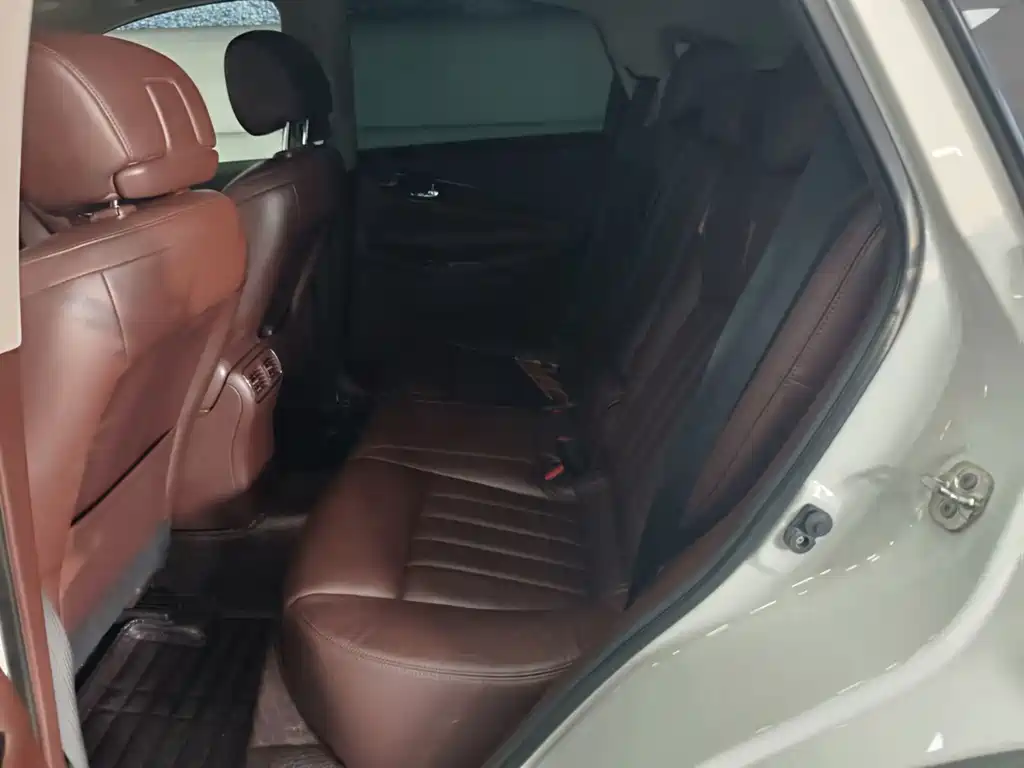 Infiniti QX50 (Import) — миниатюра 12