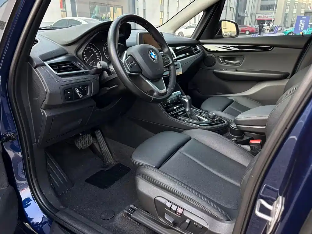 BMW 2 SERIES STATION WAGON