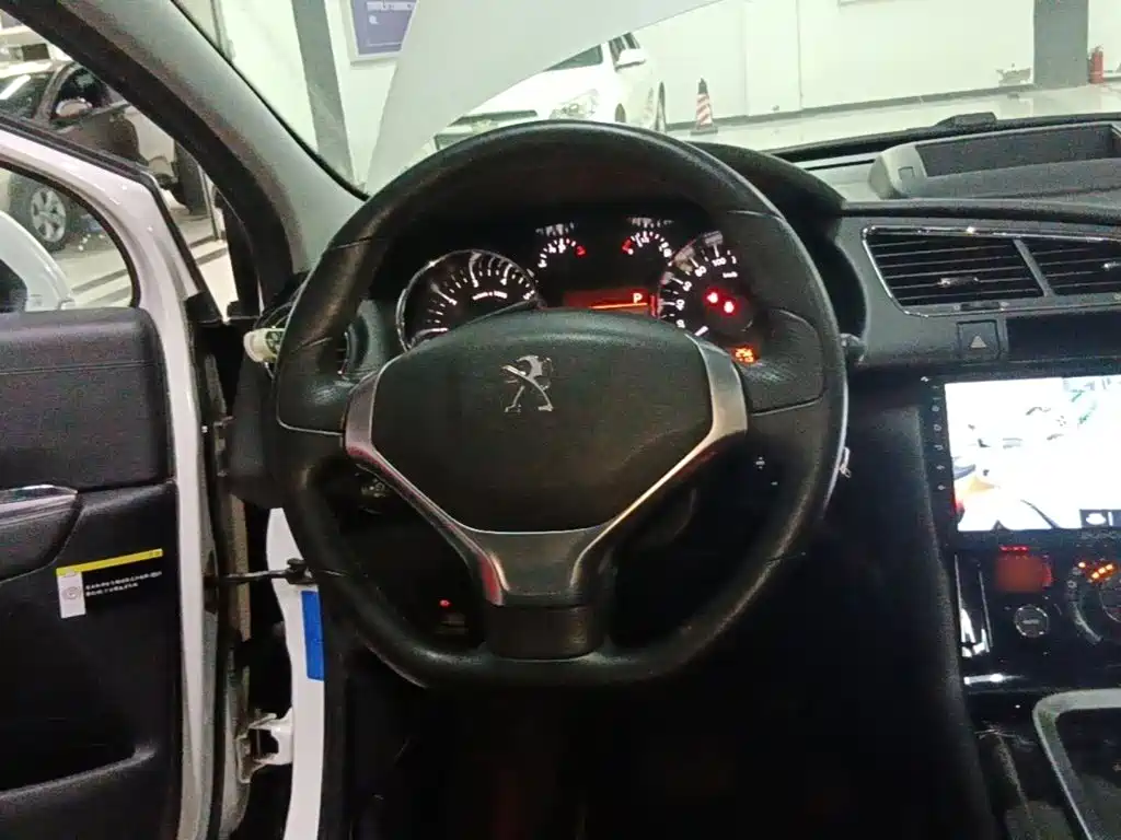 Peugeot 3008 — миниатюра 11