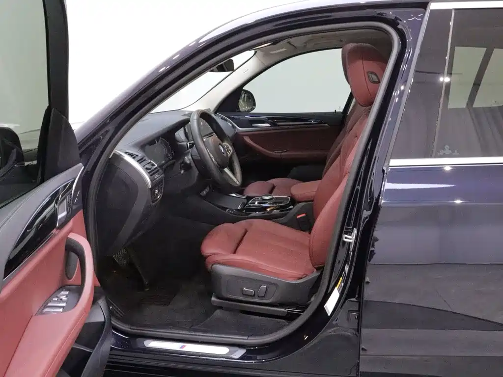 BMW iX3 — миниатюра 11