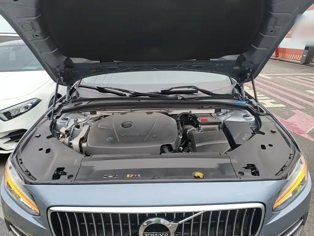 Volvo S90 — миниатюра 20