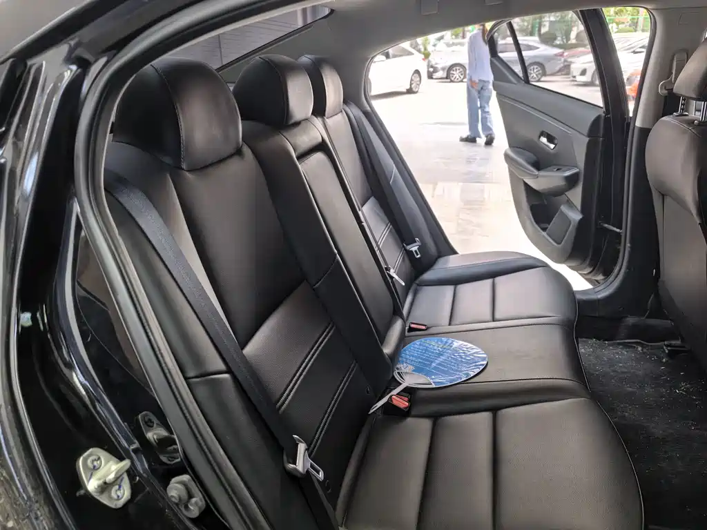 Nissan Sylphy — миниатюра 12