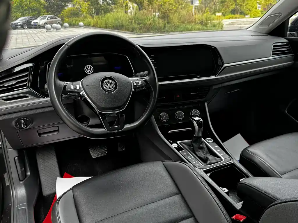 Volkswagen Sagitar — миниатюра 9