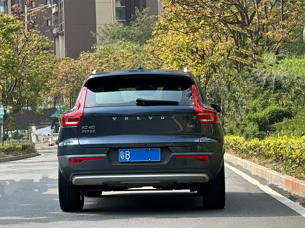 Volvo XC40 — миниатюра 5
