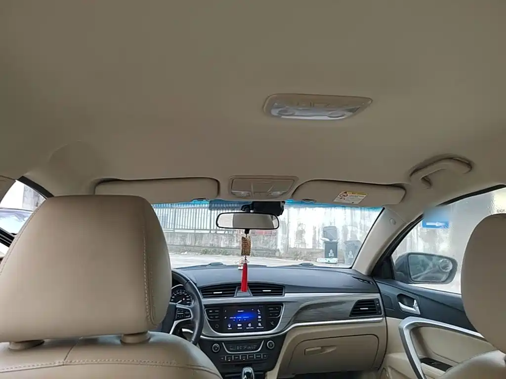 Geely Emgrand — миниатюра 18